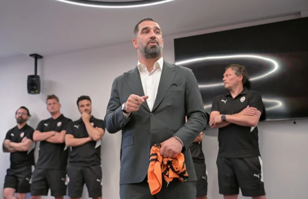 Arda Turan “Şaxtyor“dan ayrılır - Əfsanəsi olduğu komandanı çalışdıracaq