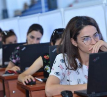 <i><b>Sertifikatlaşdırılma prosesinə cəlb olunacaq fənlər - <font color=red>SİYAHI</b></i></font>