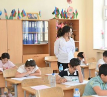 <i><b>Tamştatlı müəllim axşam 6-dək işləyəcək? - <font color=red>VİDEO</b></i></font>