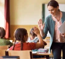 <i><b>Azərbaycanda da 12 illik təhsilə keçiləcək? -<font color=red> AÇIQLAMA</b></i></font>