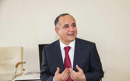 Kamaləddin Qafarov “Siyəzən Broyler” ASC-nin idarəçiliyini katibəsinin yoldaşına verib? -