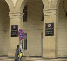 <i><b> “Aristokrat” klinikasında saxta həkimlər - <font color=red>VİDEO</b></i></font>