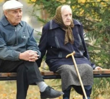 <i><b>Ən çox və ən az pensiyaçı olan rayonlar -<font color=red> SİYAHI</b></i></font>
