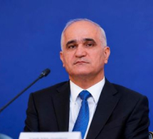 <i><b>Yeni Komissiya yaradıldı -<font color=red> Sədri Şahin Mustafayevdir</b></i></font>